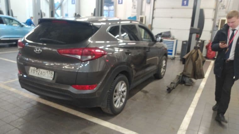 Hyundai Tucson, 2017 - вид 2