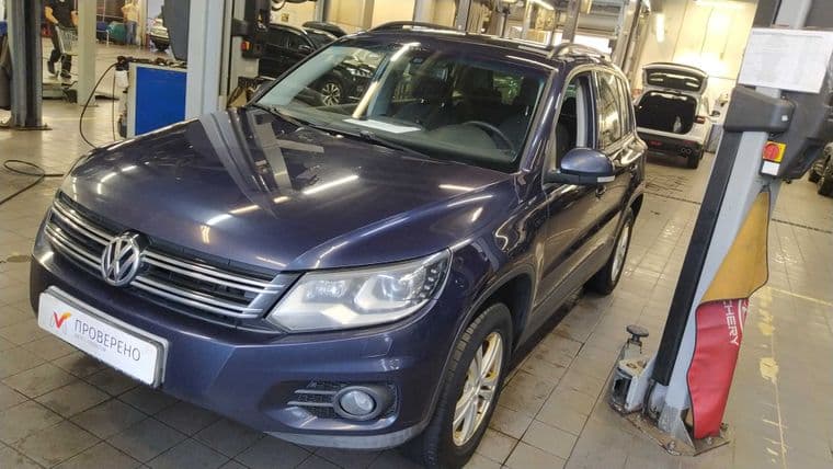 Volkswagen Tiguan, 2011