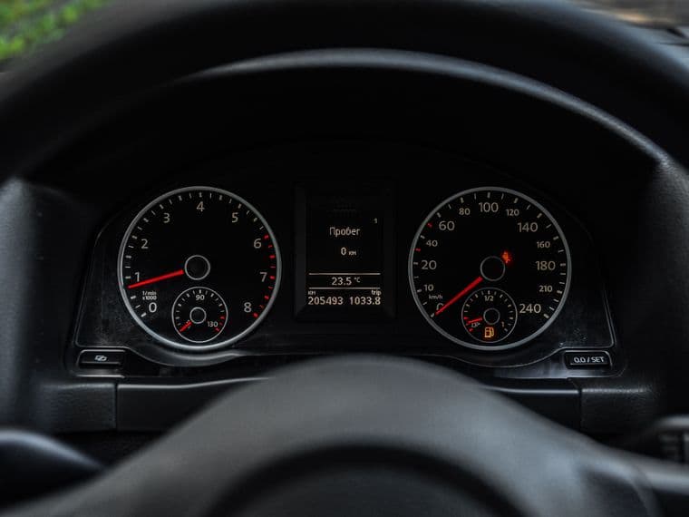 Volkswagen Tiguan, 2011 - вид 4