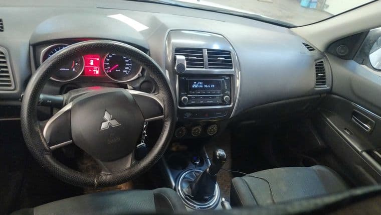 Mitsubishi ASX, 2014 - вид 4