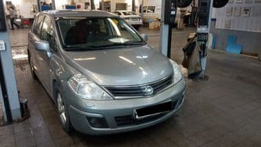 Nissan Tiida 2010 года, 130 000 км - вид 2