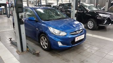 Hyundai Solaris 2011 года, 121 189 км - вид 2