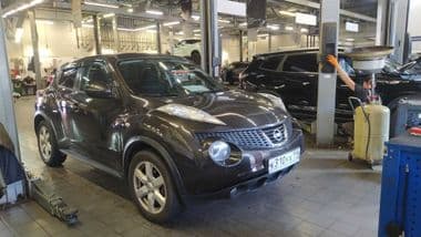 Nissan Juke 2011 года, 95 031 км - вид 2