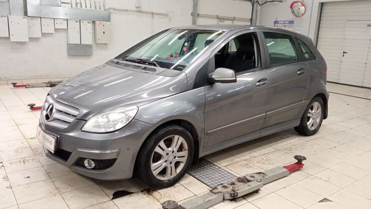 Mercedes-Benz B-класс, 2010