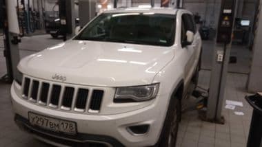 Jeep Grand Cherokee 2014 года, 131 074 км - вид 1
