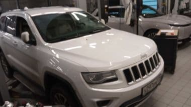 Jeep Grand Cherokee 2014 года, 131 074 км - вид 2