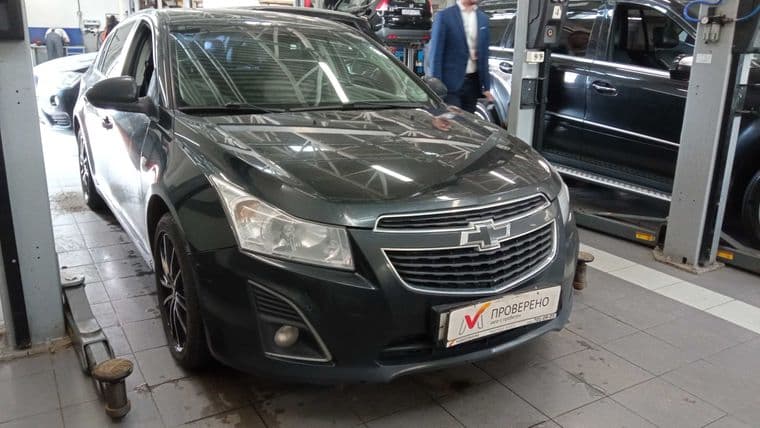Chevrolet Cruze 2013 года, 177 061 км - вид 2