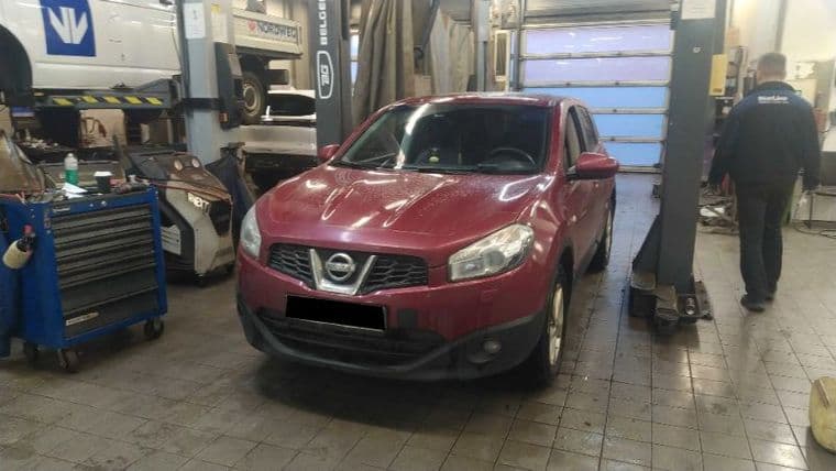Nissan Qashqai 2010 года, 162 200 км - вид 1