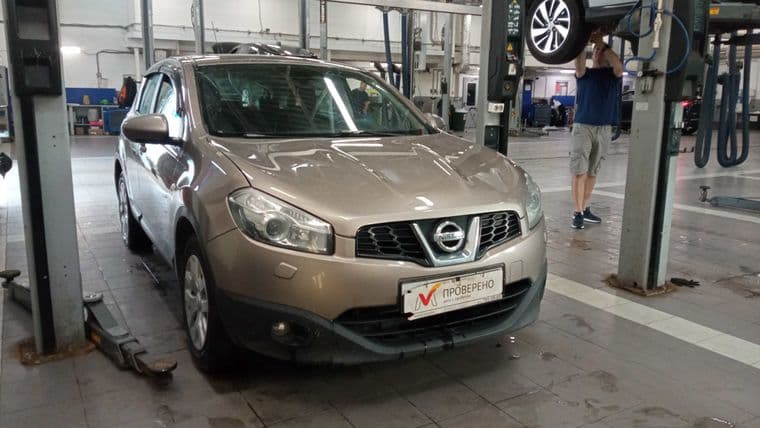 Nissan Qashqai 2011 года, 181 773 км - вид 2