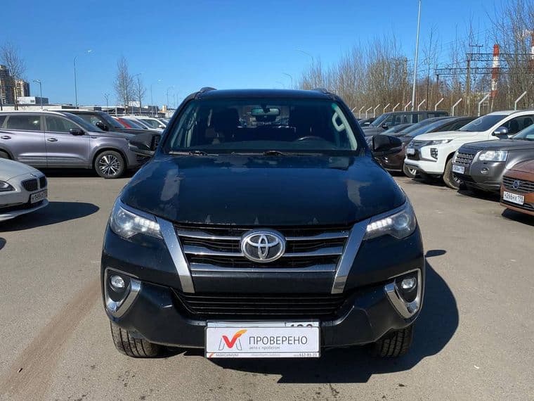 Toyota Fortuner, 2018 - вид 1