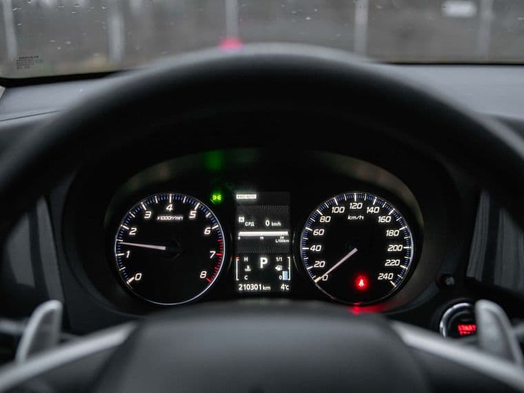 Mitsubishi Outlander, 2012 - вид 4