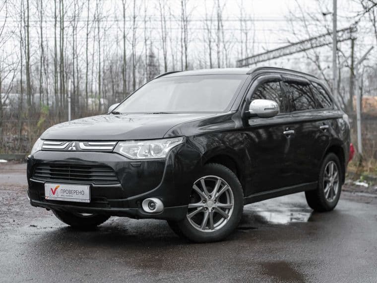 Mitsubishi Outlander, 2012