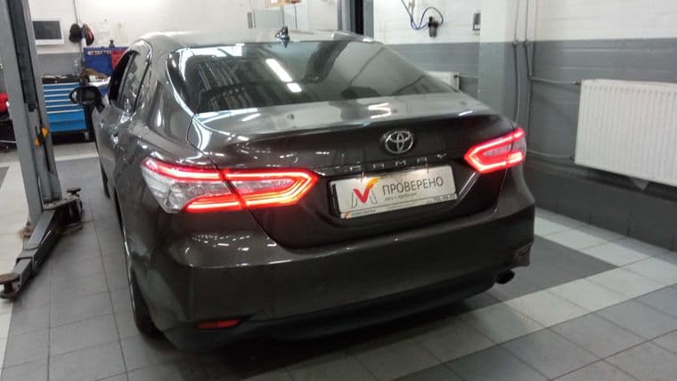 Toyota Camry, 2021 - вид 3