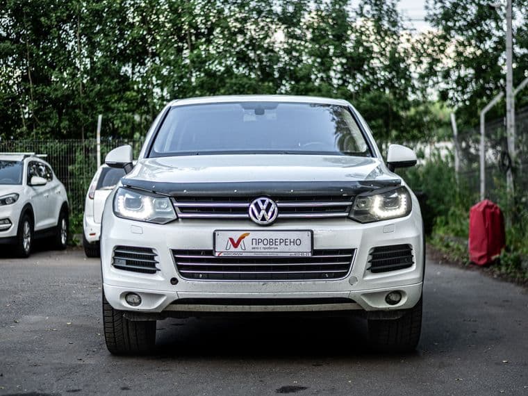 Volkswagen Touareg, 2012 - вид 2