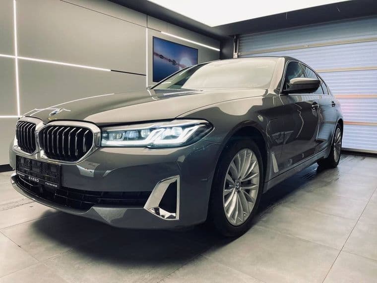 BMW 5 серия 2020 года, 80 855 км - вид 1