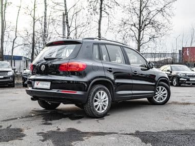 Volkswagen Tiguan 2012 года, 198 201 км - вид 2