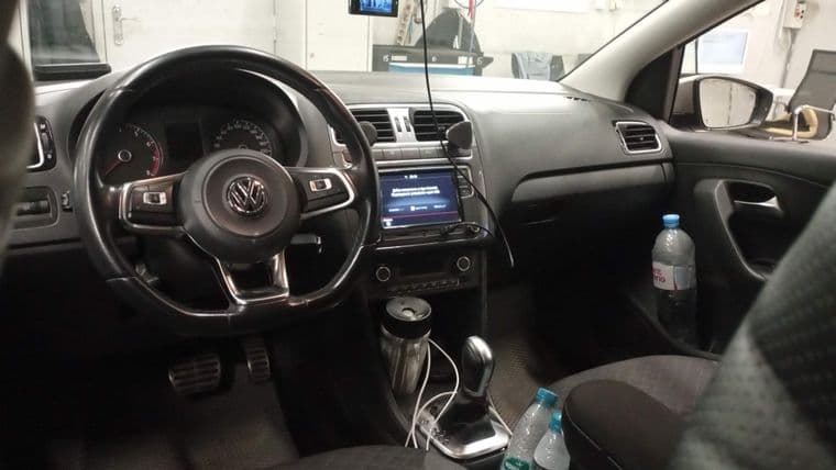 Volkswagen Polo, 2018 - вид 4