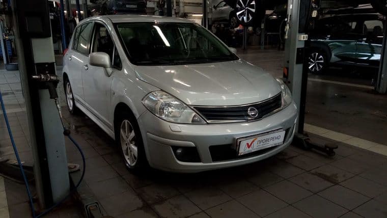 Nissan Tiida, 2013 - вид 2