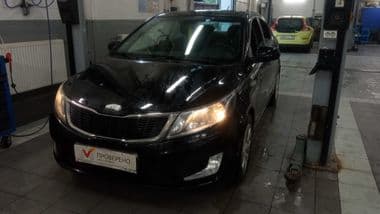 KIA Rio 2013 года, 148 497 км - вид 1