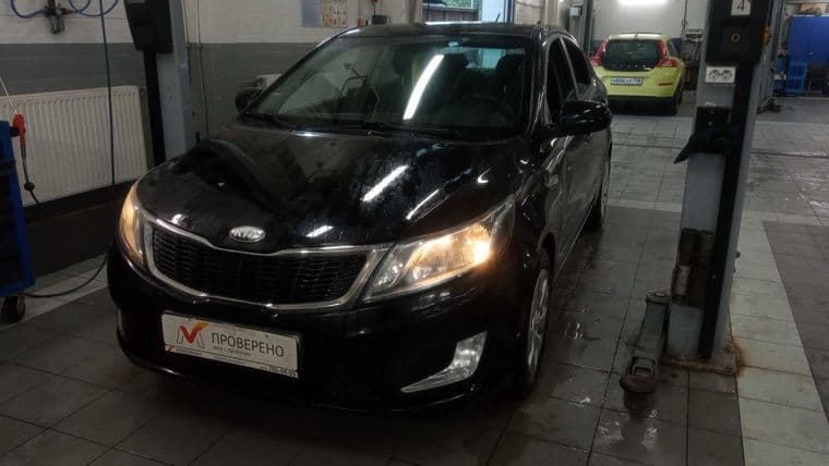 KIA Rio 2013 года, 148 497 км - вид 1