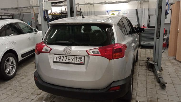 Toyota RAV4, 2013 - вид 3