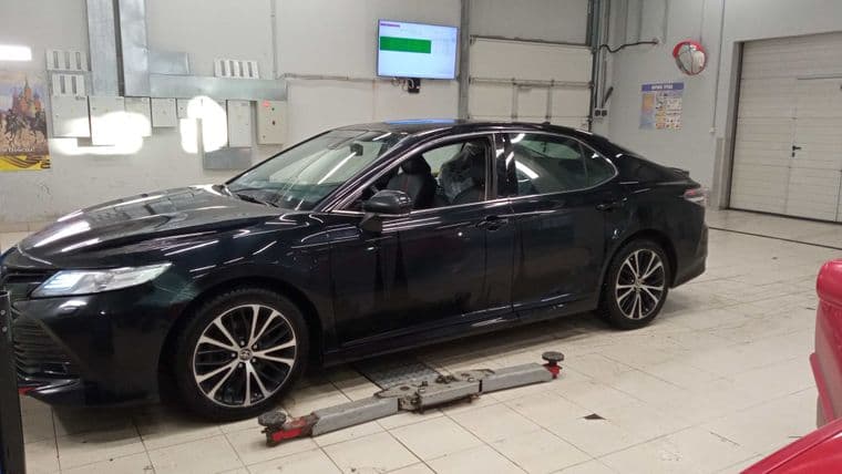Toyota Camry, 2020
