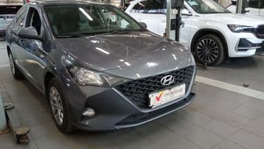 Hyundai Solaris 2021 года, 104 570 км - вид 2