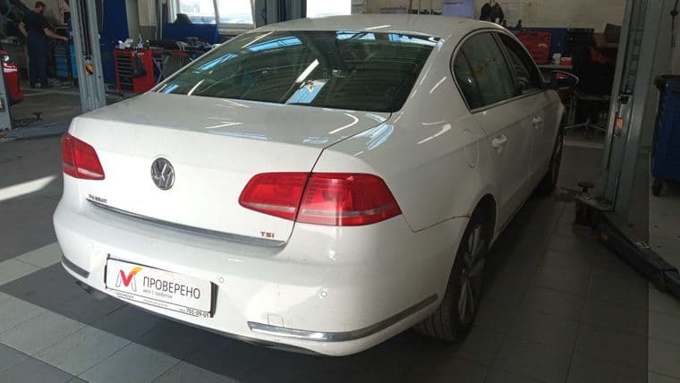 Volkswagen Passat, 2011 - вид 2