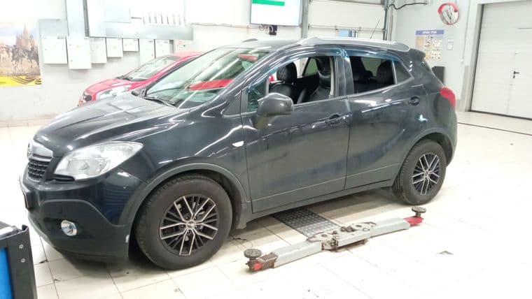 Opel Mokka 2014 года, 190 093 км - вид 1