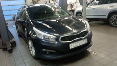 KIA Ceed 2016 года, 245 743 км - вид 2