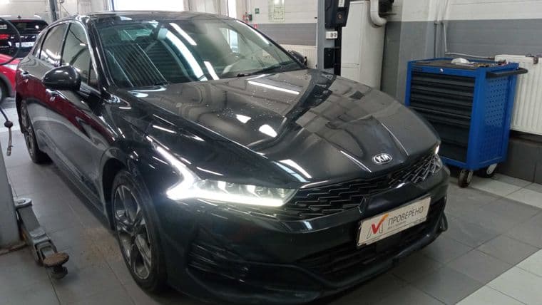 KIA K5 2020 года, 137 510 км - вид 2