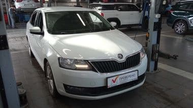 Skoda Rapid 2018 года, 111 396 км - вид 1