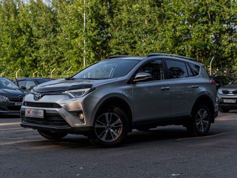 Toyota RAV4 2018 года, 196 951 км - вид 1
