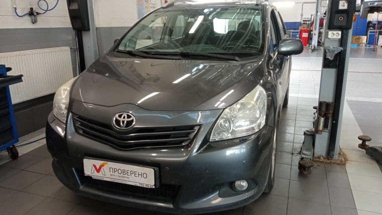 Toyota Verso, 2012