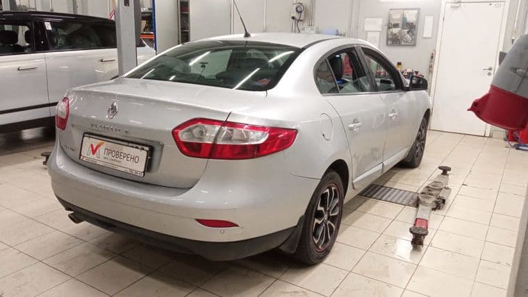 Renault Fluence, 2010 - вид 2