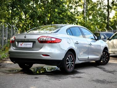 Renault Fluence 2010 года, 280 695 км - вид 2