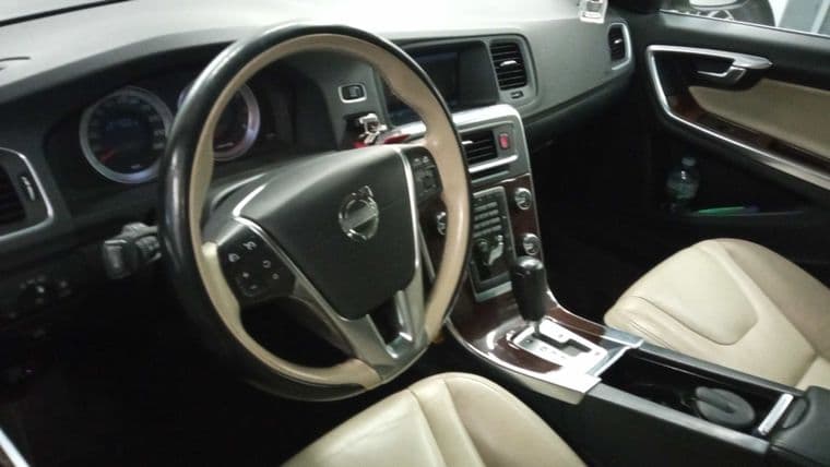 Volvo S60, 2012 - вид 4