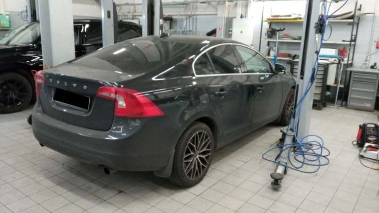Volvo S60, 2012 - вид 2