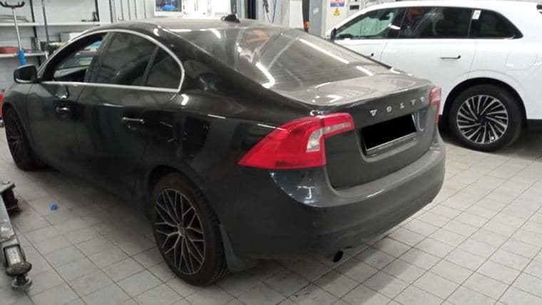 Volvo S60, 2012 - вид 3