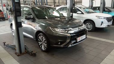 Mitsubishi Outlander 2020 года, 51 251 км - вид 2