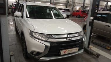 Mitsubishi Outlander 2017 года, 164 180 км - вид 2