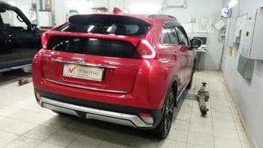 Mitsubishi Eclipse Cross 2018 года, 179 937 км | VIN 20384 - вид 2