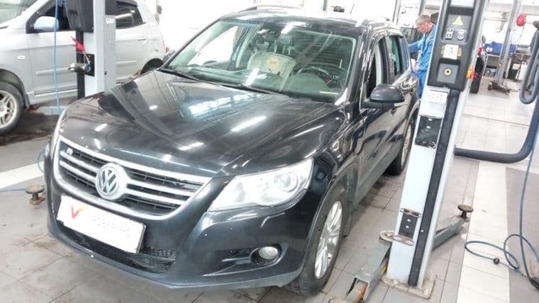 Volkswagen Tiguan, 2010
