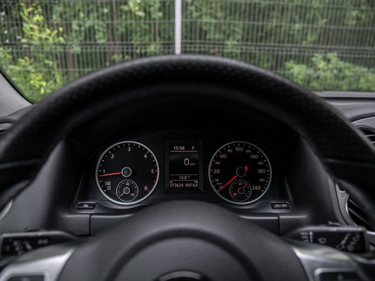 Volkswagen Tiguan, 2010 - вид 4