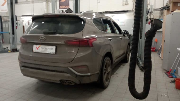 Hyundai Santa Fe, 2018 - вид 2