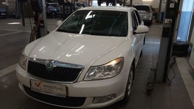 Skoda Octavia 2013 года, 140 000 км - вид 1