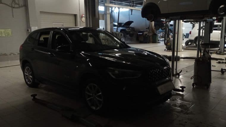 BMW X1 2017 года, 129 989 км - вид 2