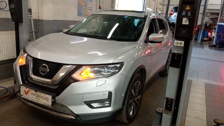 Nissan X-Trail 2019 года, 196 968 км - вид 1