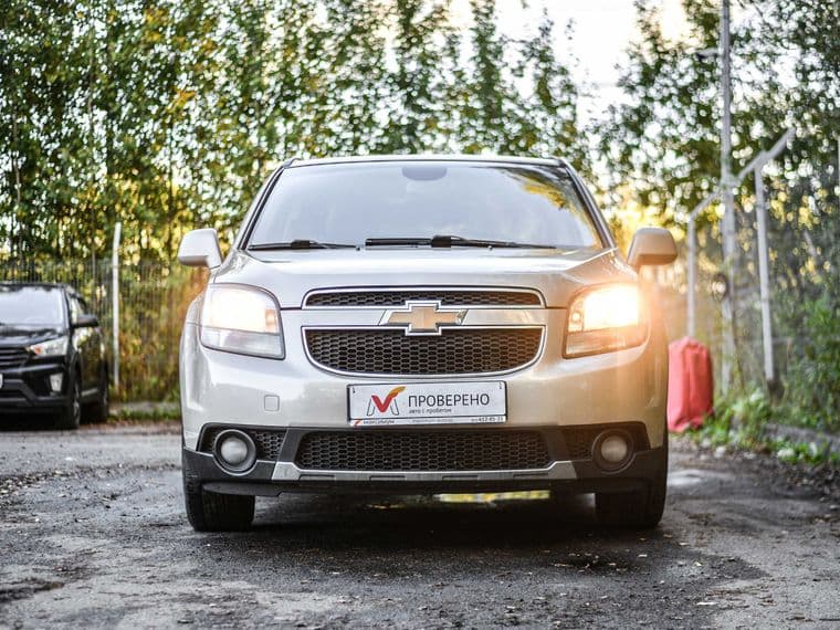 Chevrolet Orlando, 2012 - вид 2