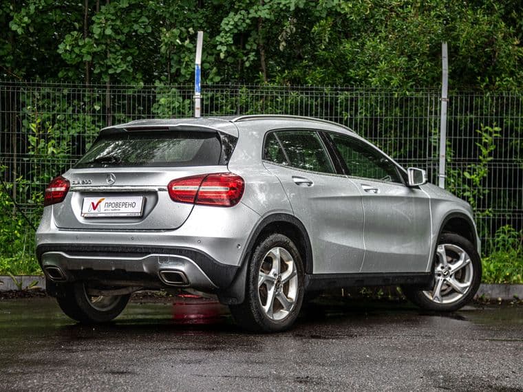 Mercedes-Benz GLA-класс, 2018 - вид 1